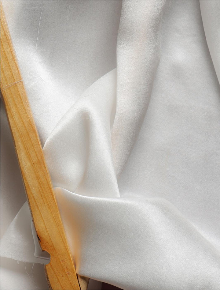 Pure Silk 80 Gram - White Centre Fabrics 