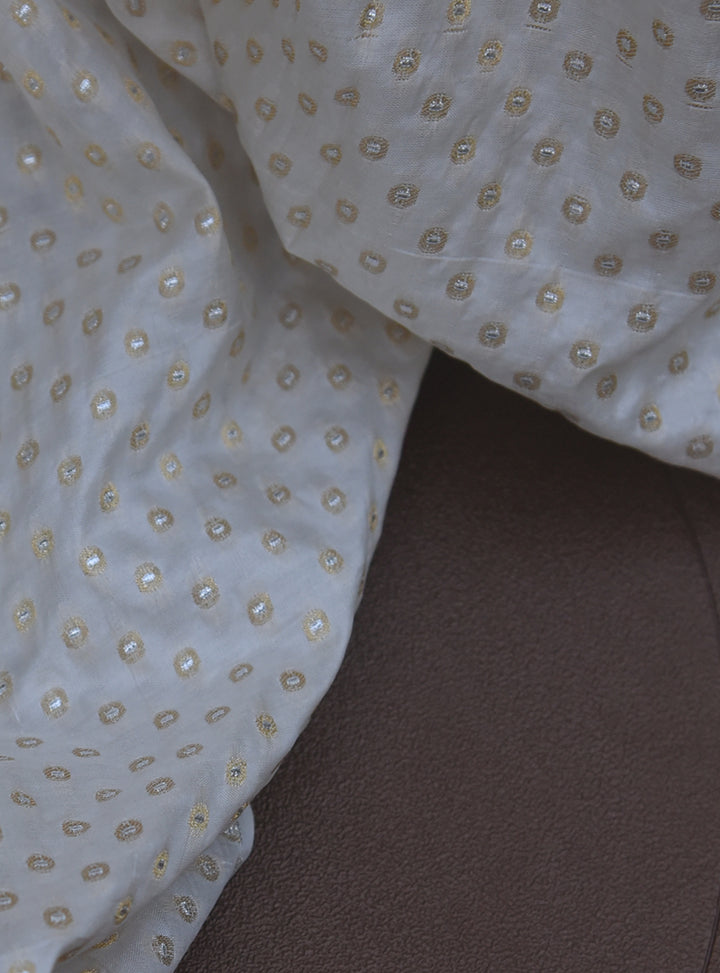 Pure kataan jaal - White Centre Fabrics 